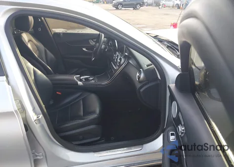 2016 Mercedes-Benz C 300 from USA, damaged, VIN 55SWF4JB9GU151347